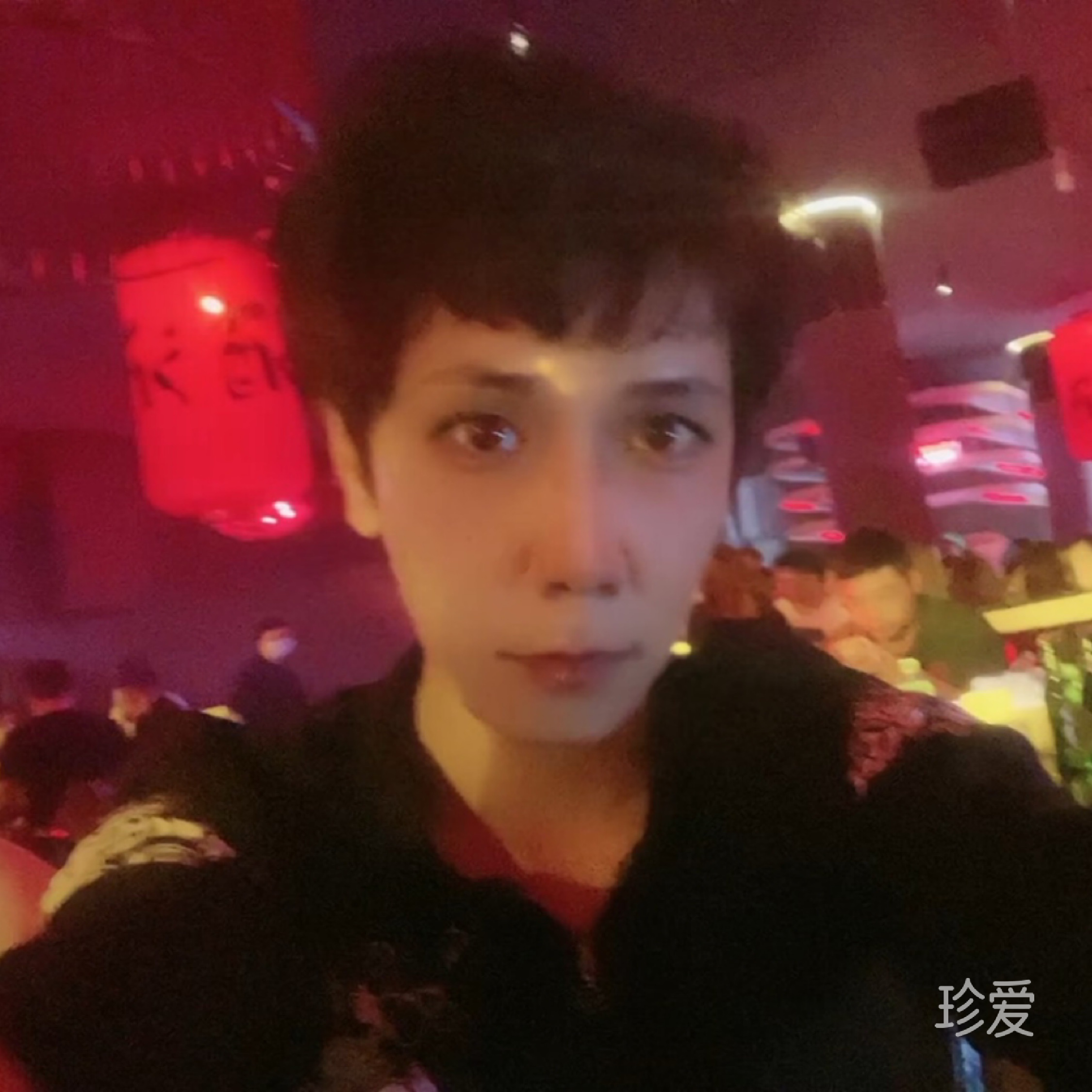 张亚丹