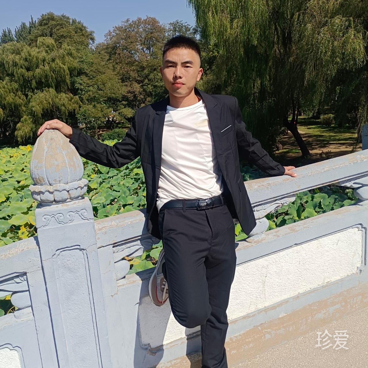 我與世界只差一個