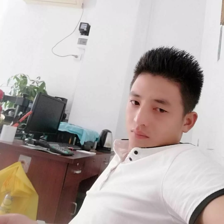 想和你一起看雪