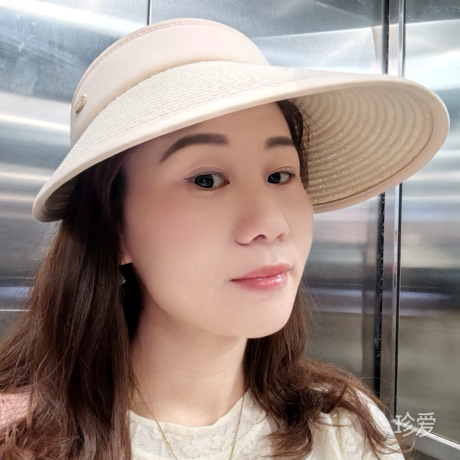 Miss 余