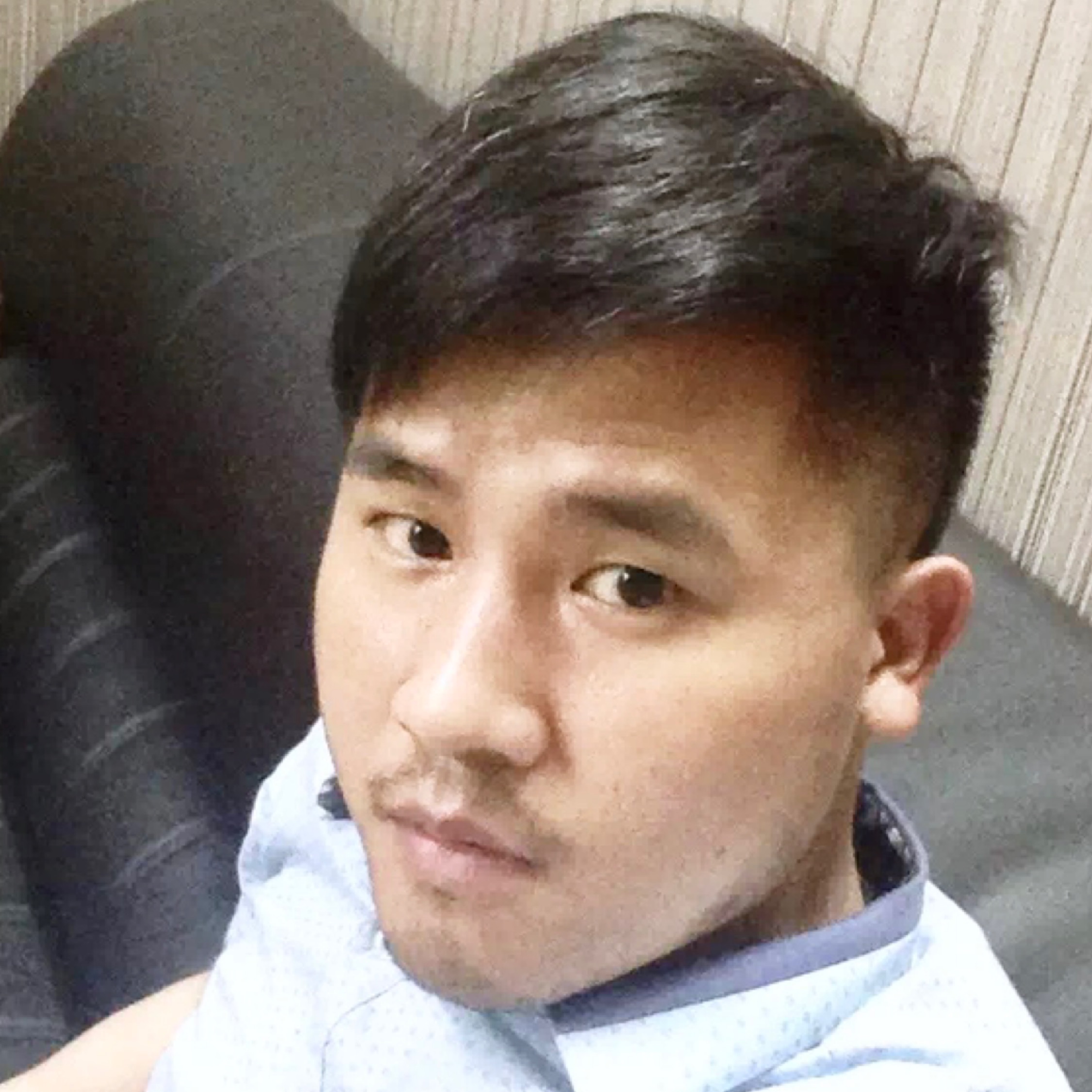 走路帶風會閃腰