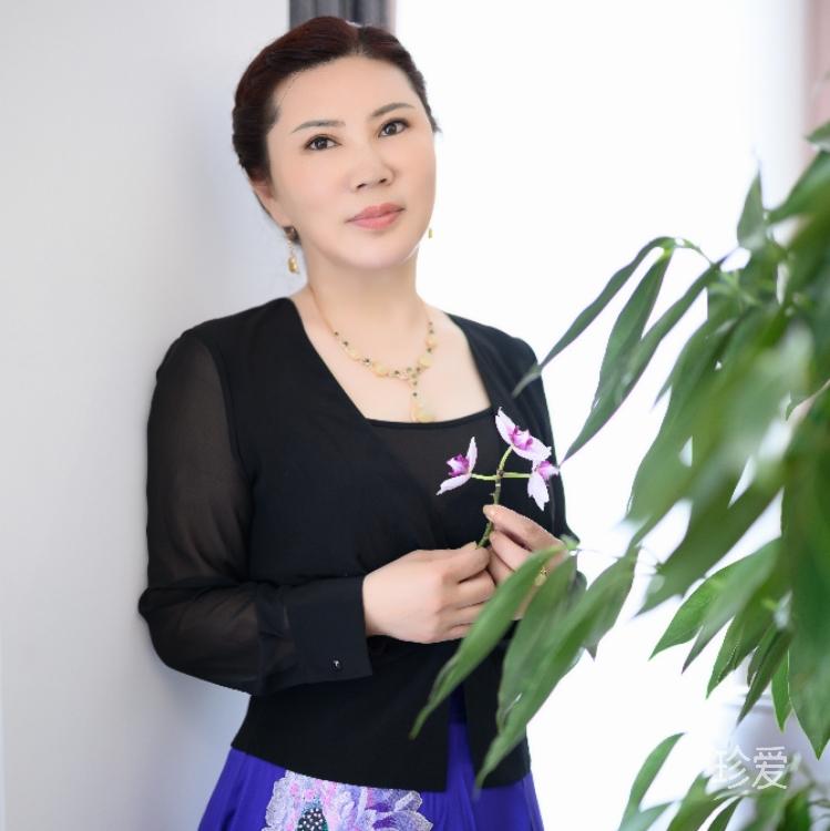 玲玲