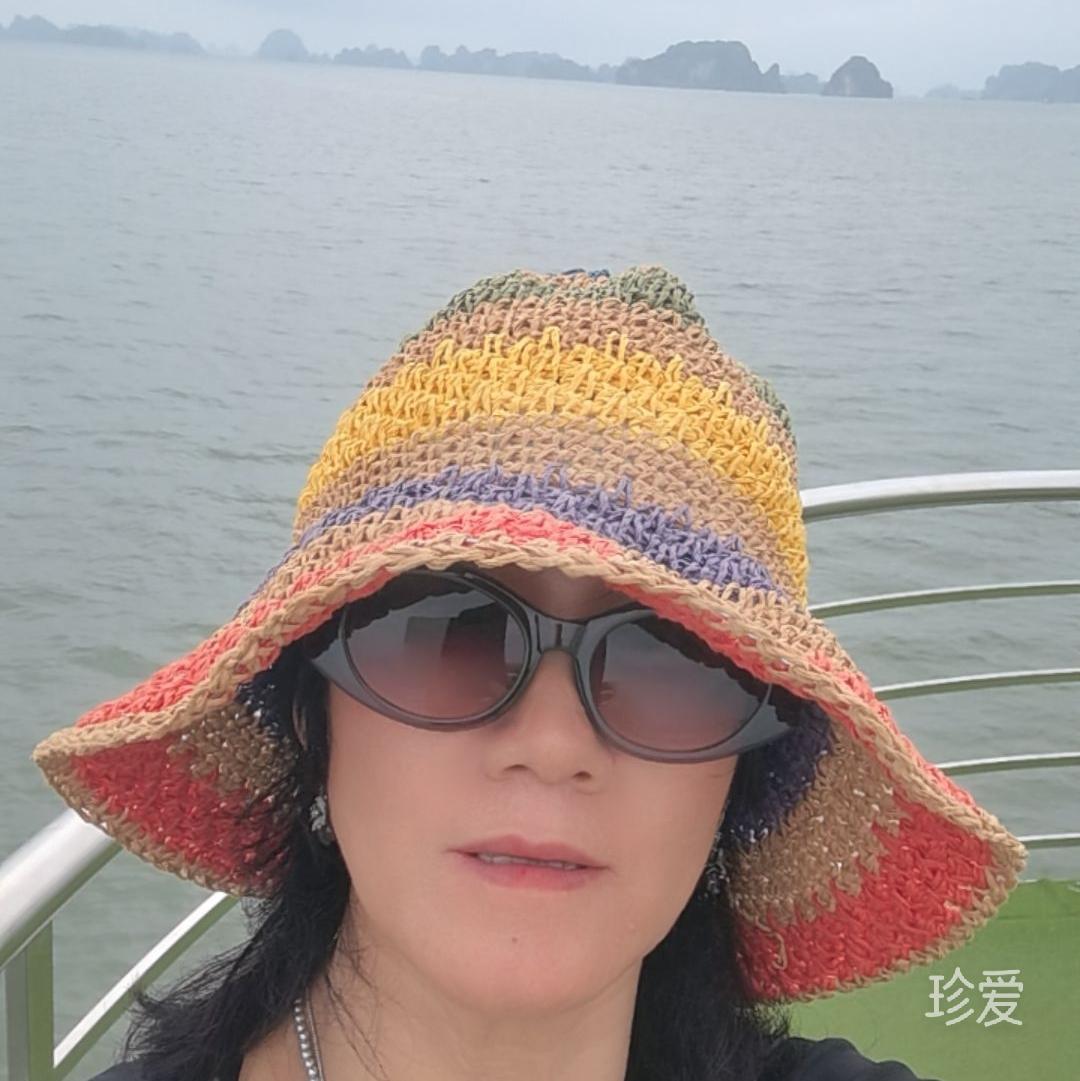 阳光下的寄无耐语