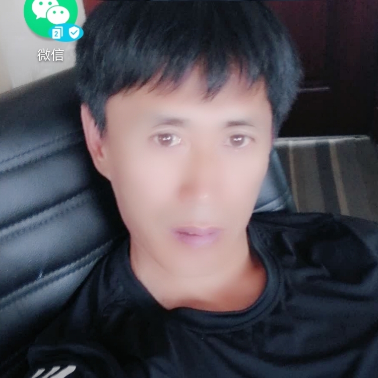 喜怒哀乐我深锁