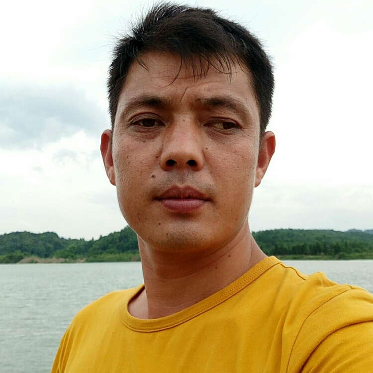 一個轉(zhuǎn)身的距離