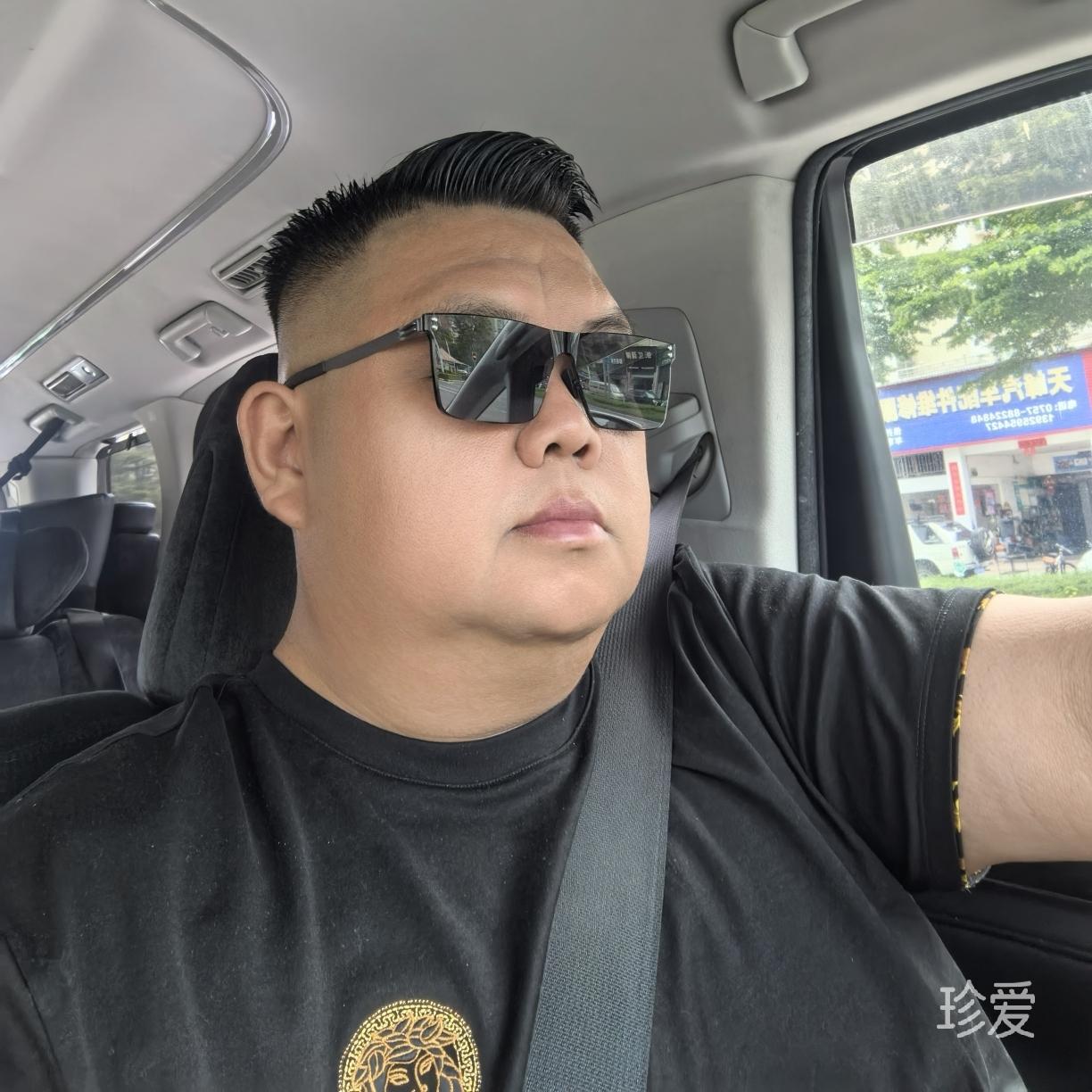 判逆的中年老登