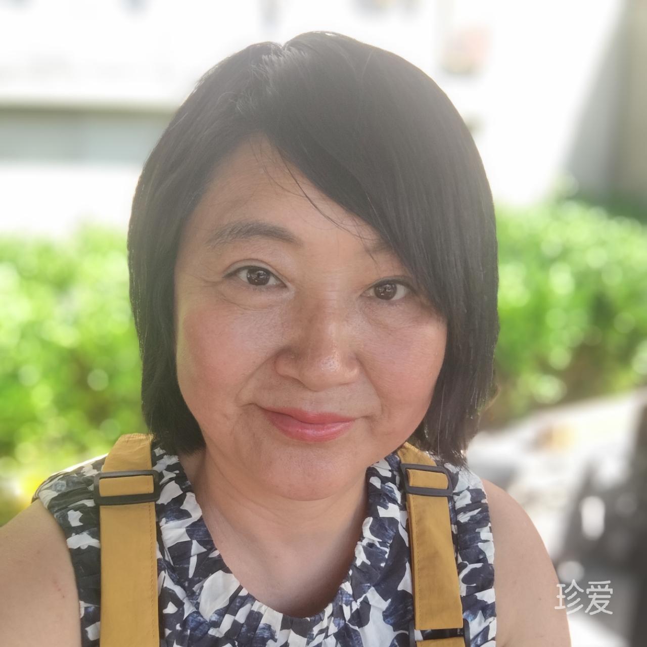 月光漫过林梢