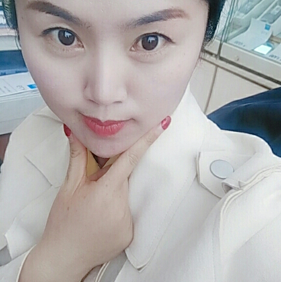 最爱荔枝跟红提