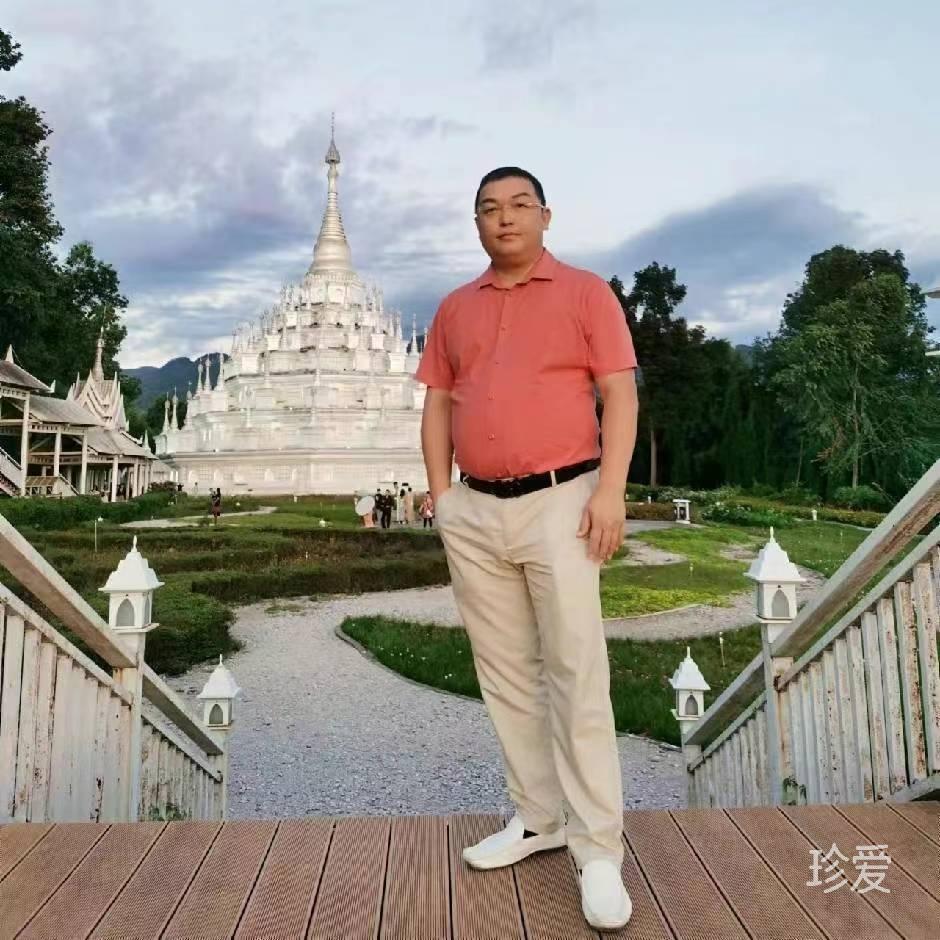 沉穩(wěn)的男人