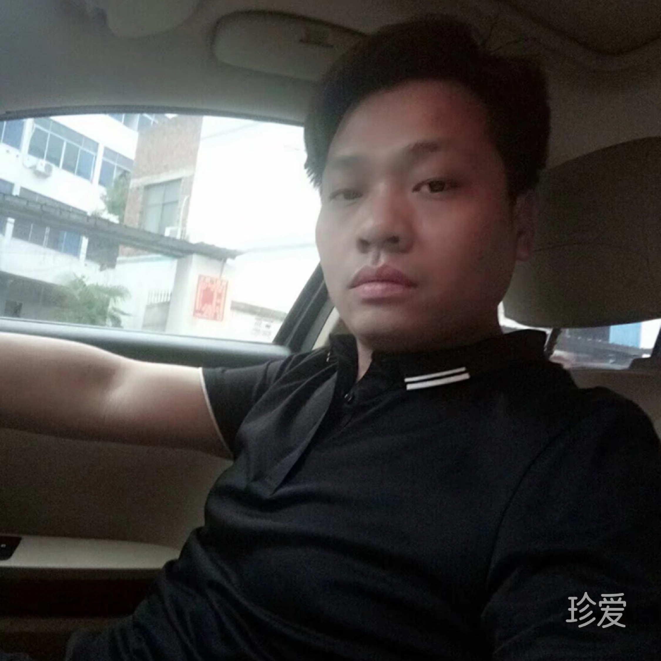 夕落几丝余辉