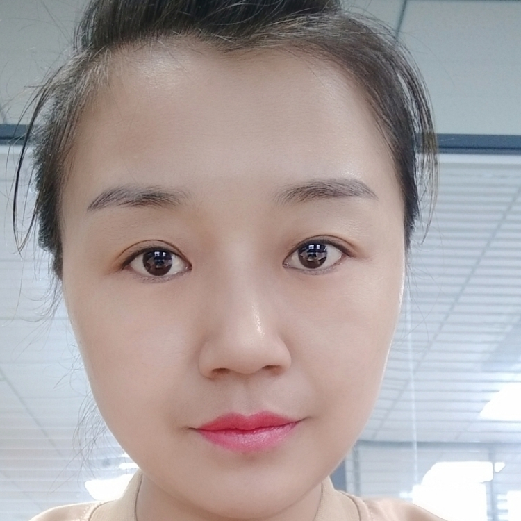 不黏人的小女人