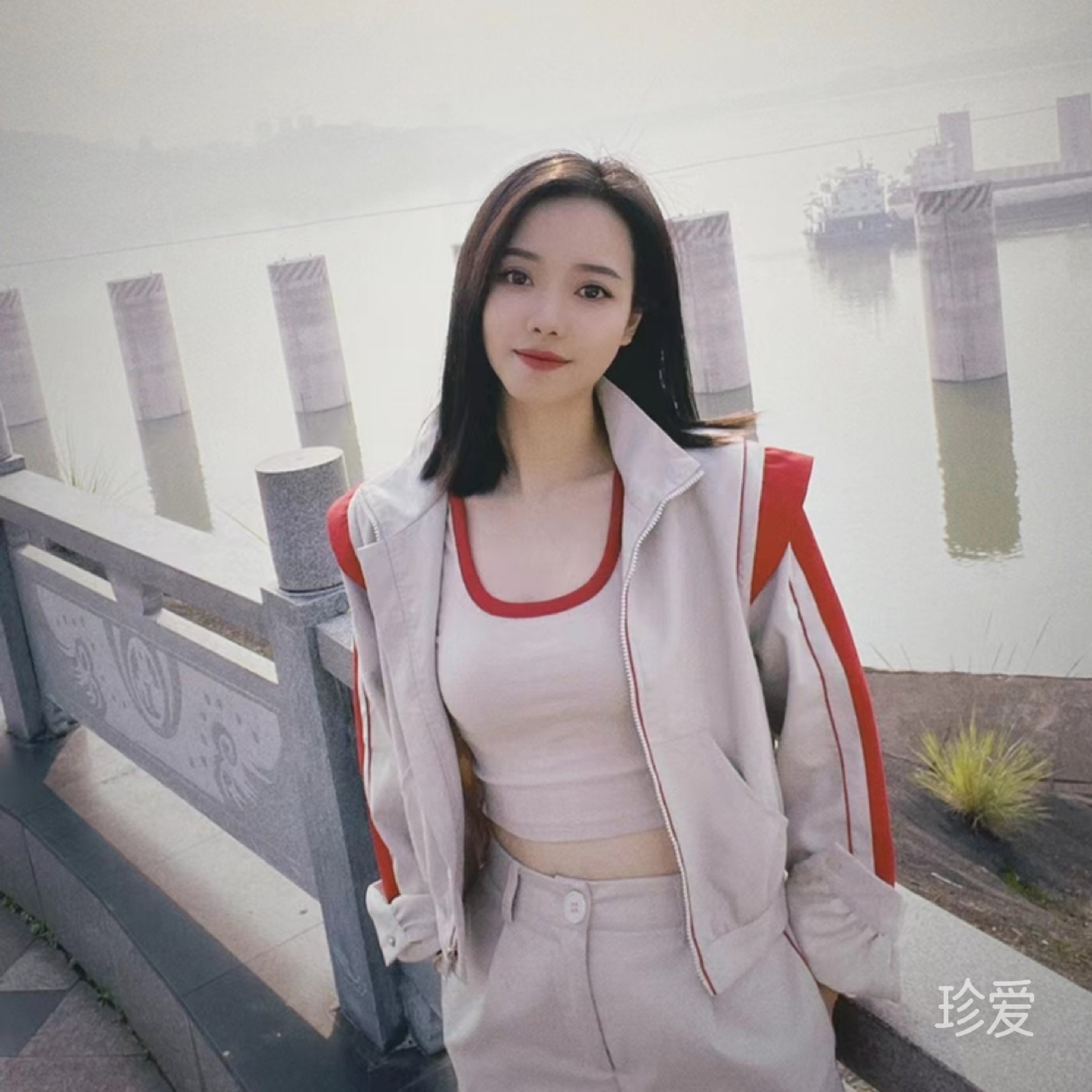 卡卡