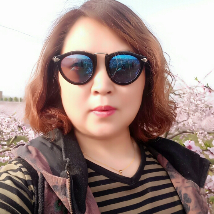 孤影獨(dú)徘徊