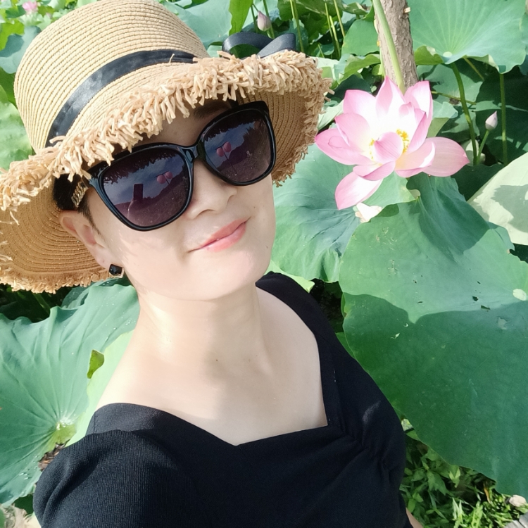 晴天的的一朵云