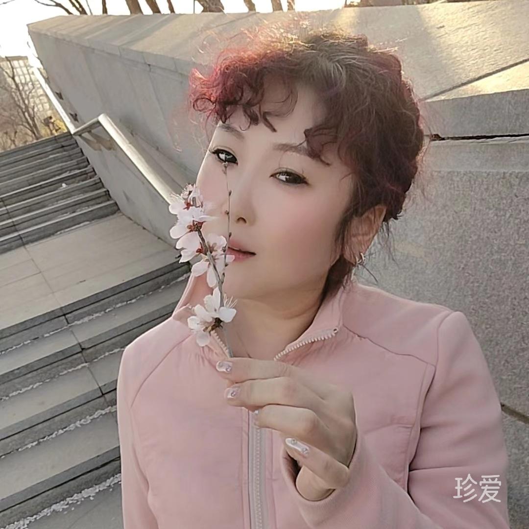 傲骨小女子