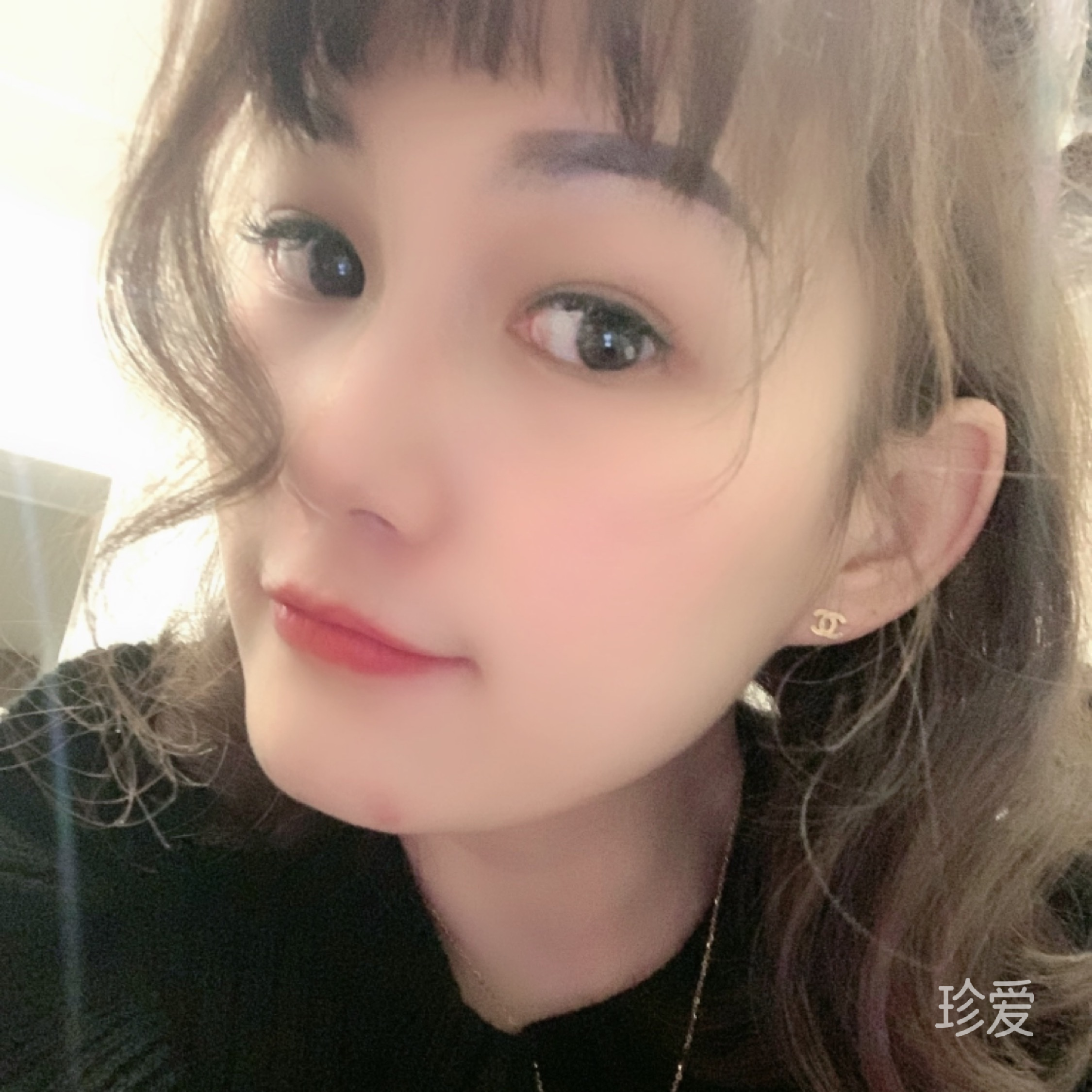 爱笑的菇凉