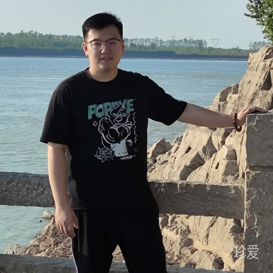 96男孩口腔医生