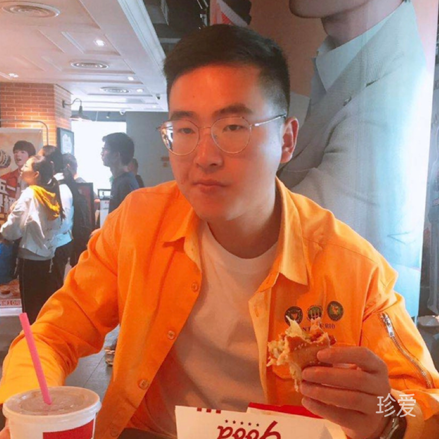 孤獨(dú)的陳先森