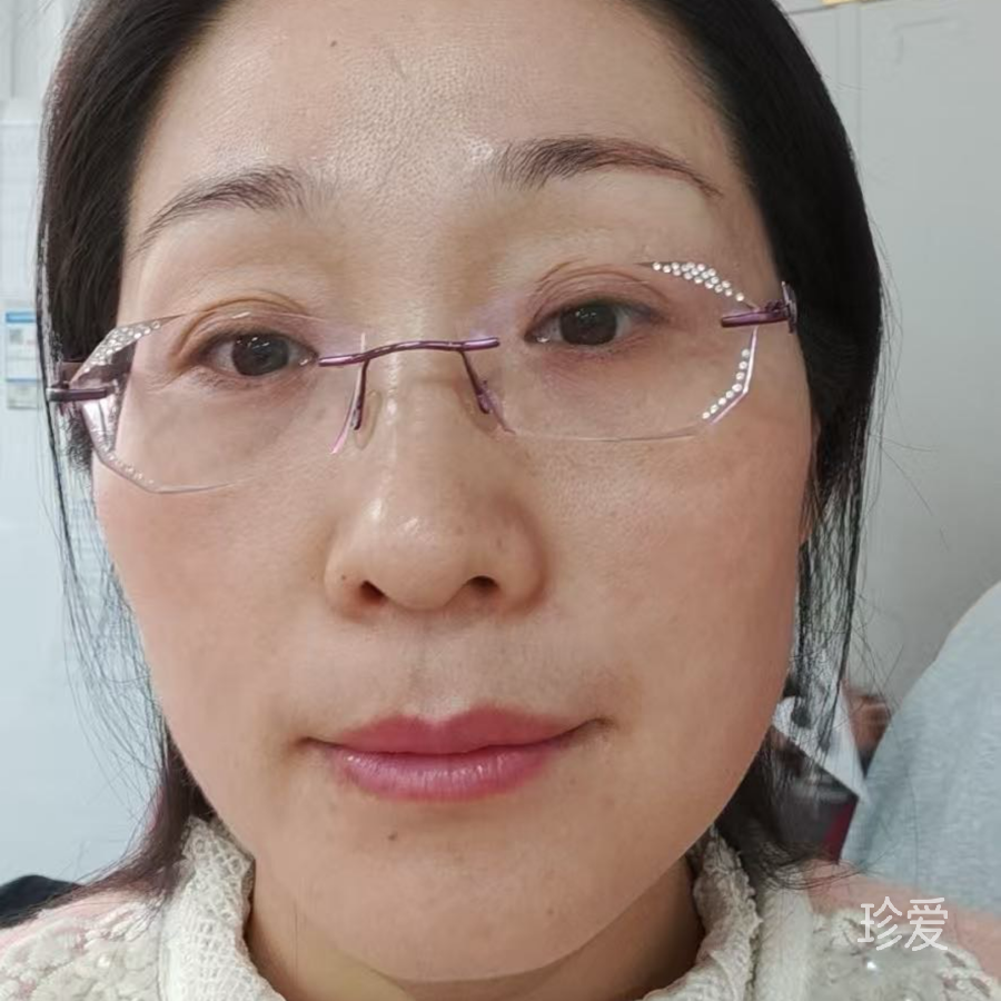 登上气球抓幸福