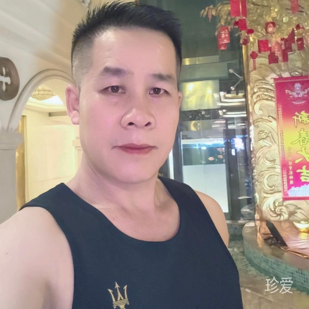 小时候很帅