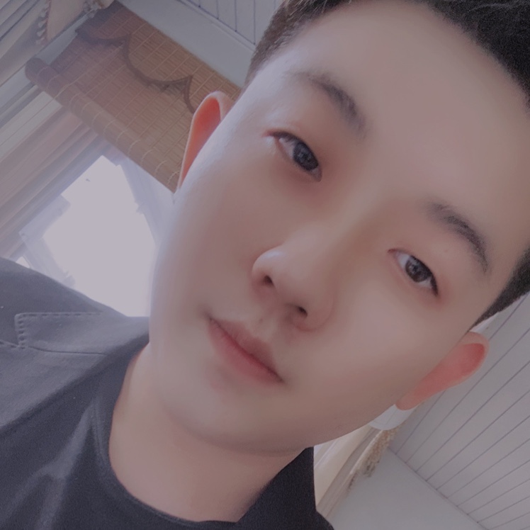 坐在雨中看日出