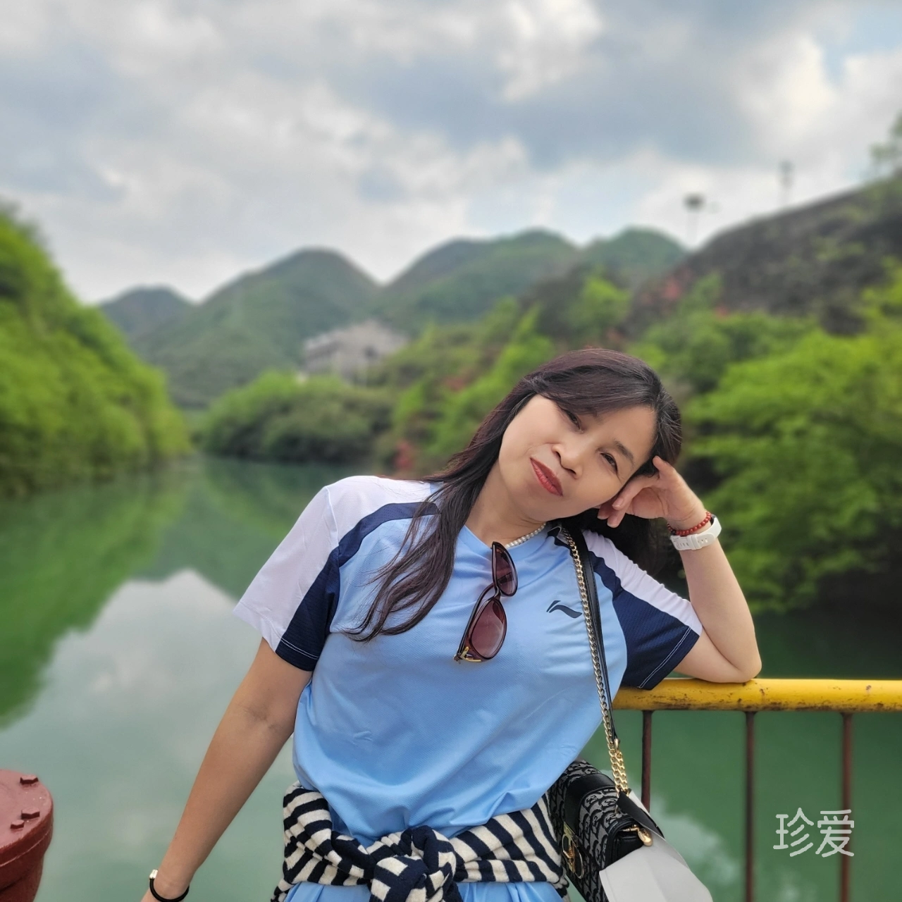 念念