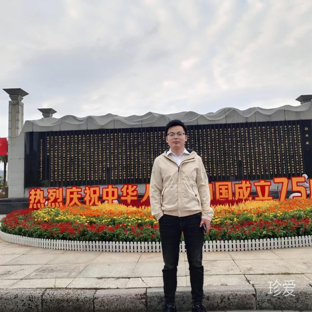 鼓滿春風(fēng)的帆