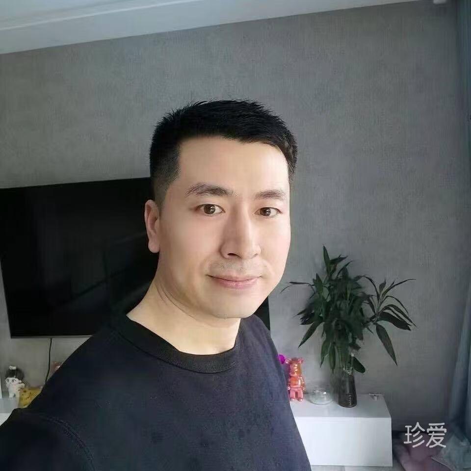 坐在沙滩看雪