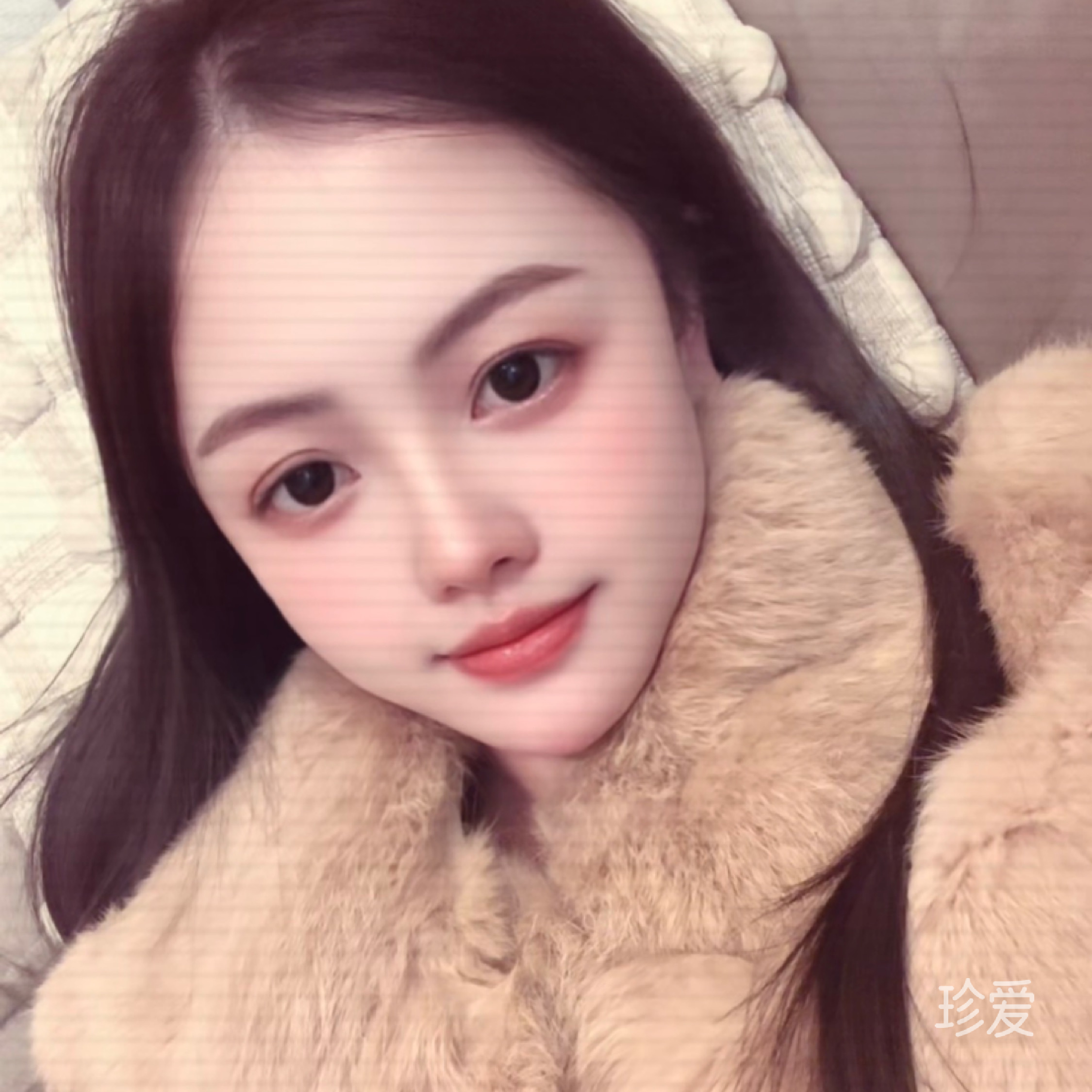 芙蓉何處避芳塵