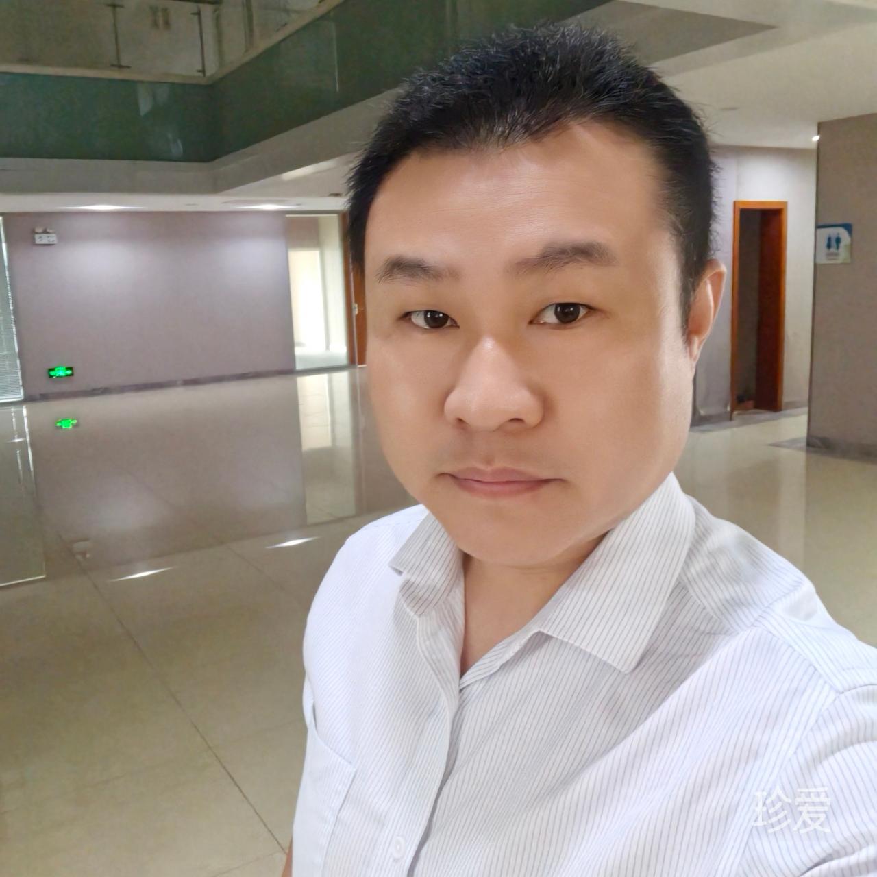 逐風(fēng)在云端