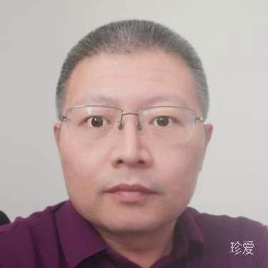 红色石头