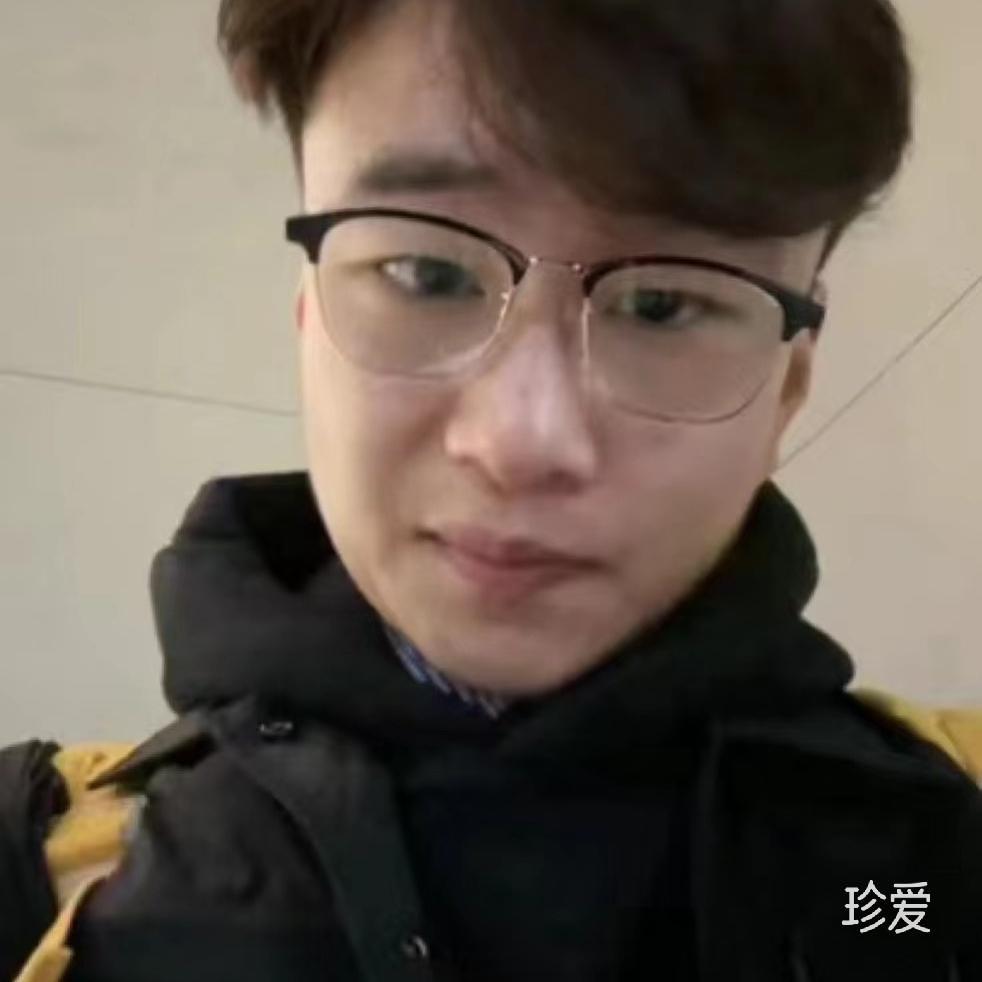 树上蹲个猴
