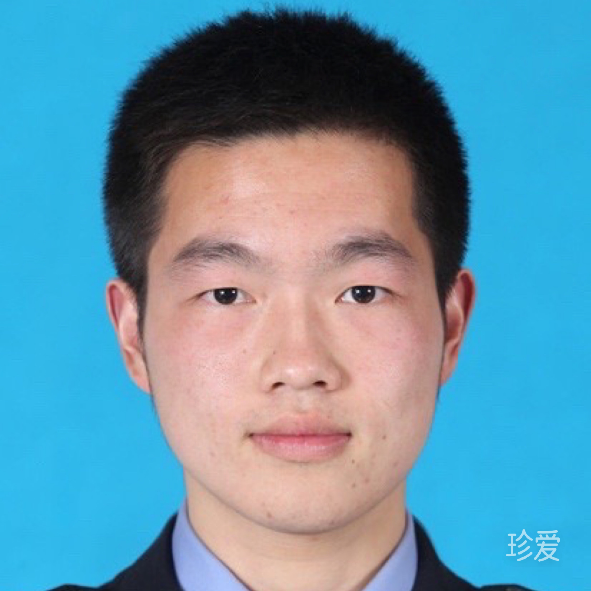 一抹淡淡锝微笑