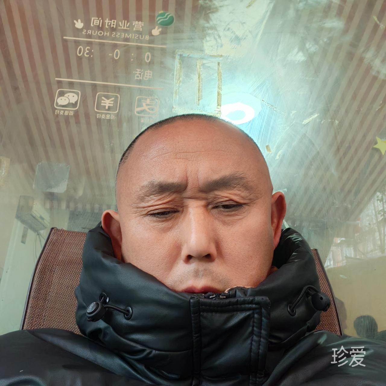 醉臥云端笑人間