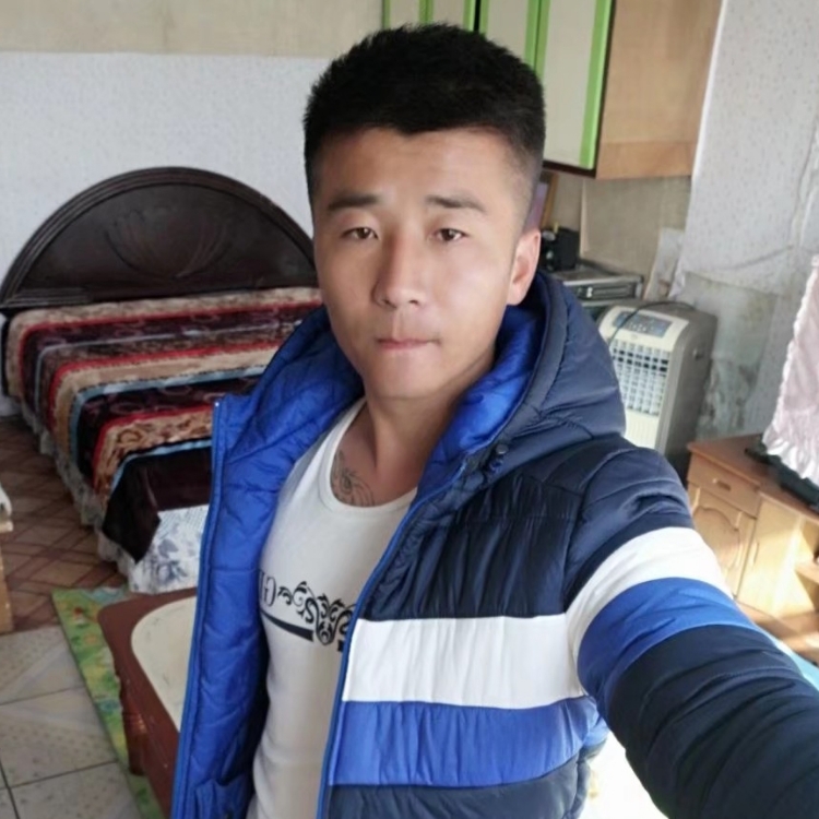 秋風(fēng)中的落葉