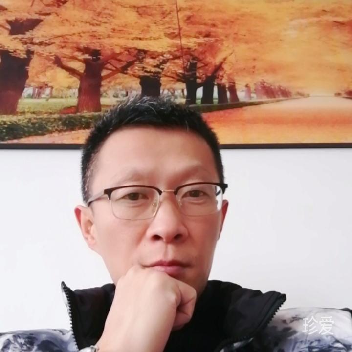 不问却懂情