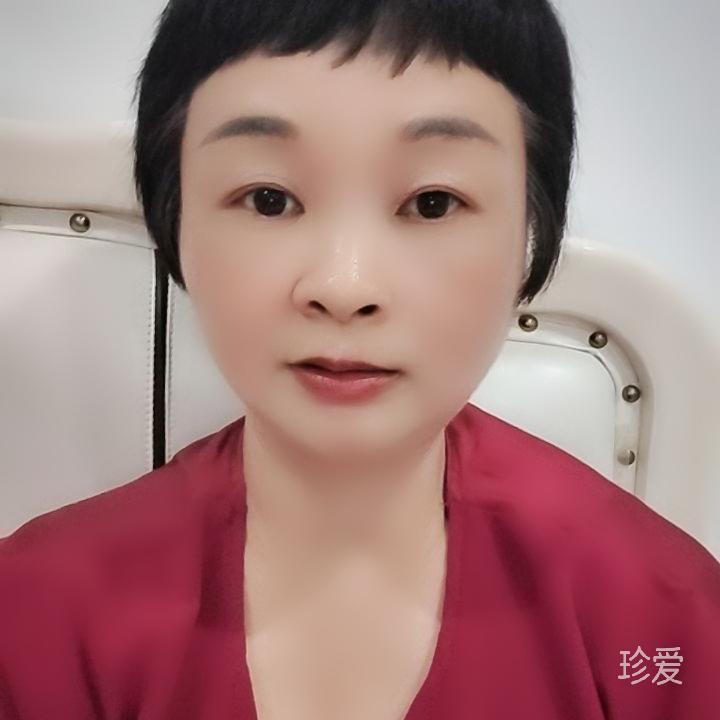 夏听荷