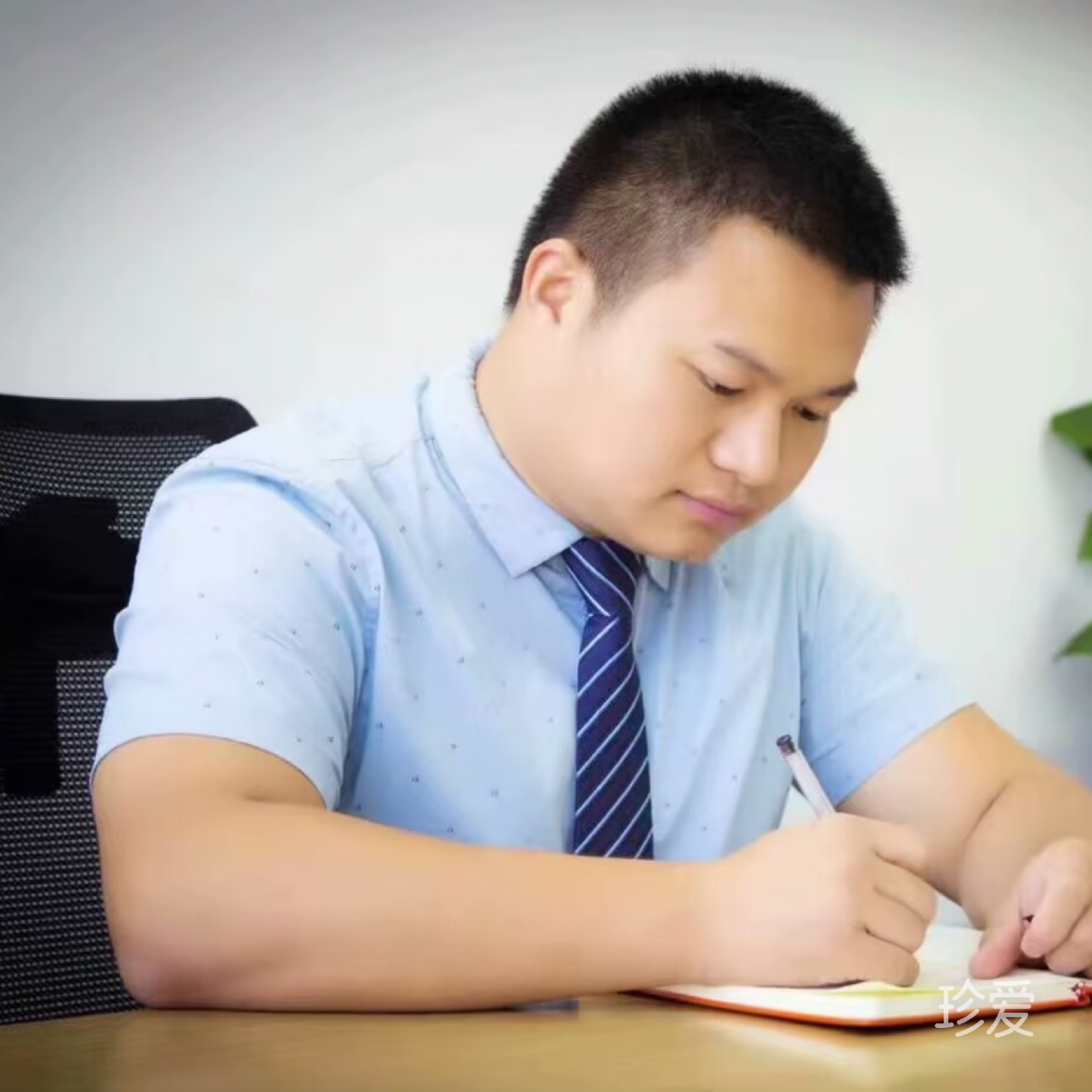 小李同学