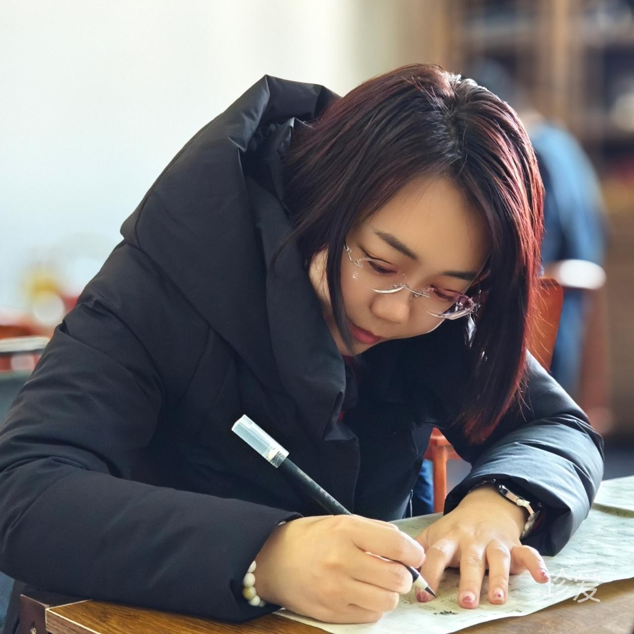 何处春江无月明