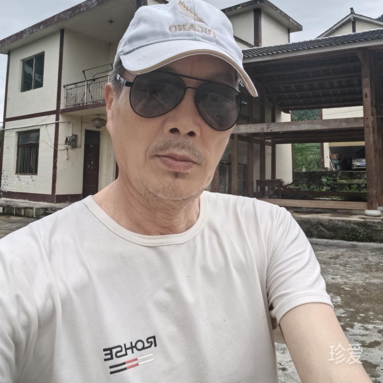 为爱执着的等待
