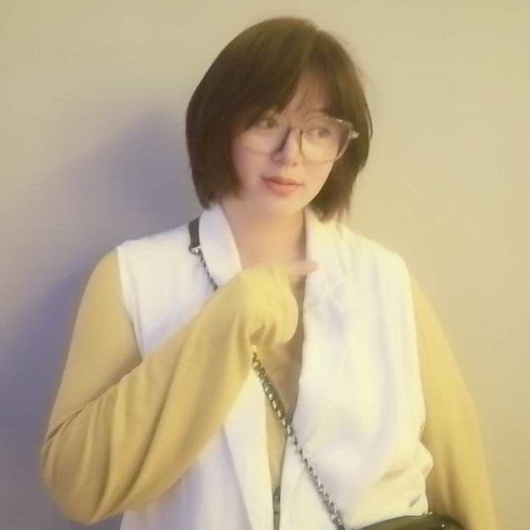 Sunny是草莓味的