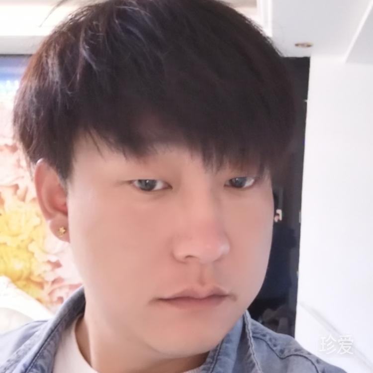 隔壁家阳光大男孩