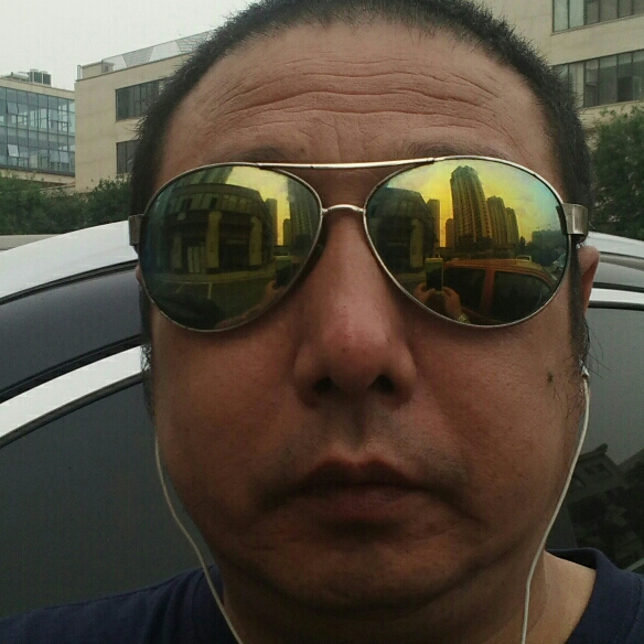 男人有时也流泪