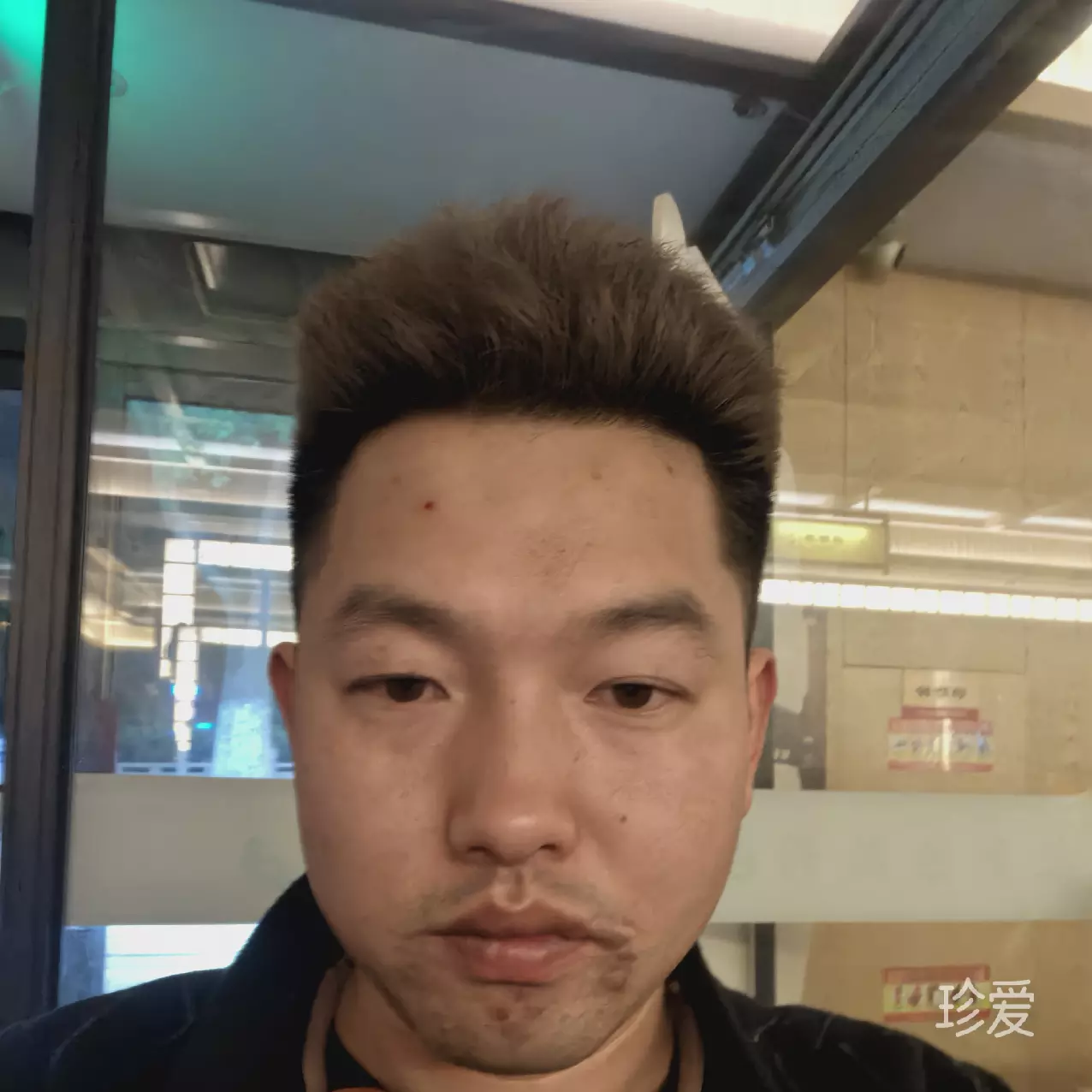 笑拥寂寞