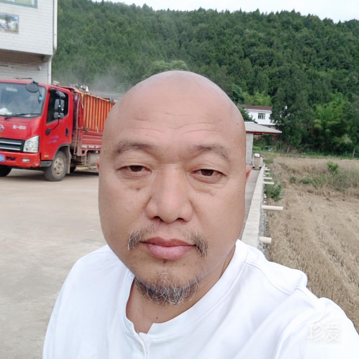 黄映利