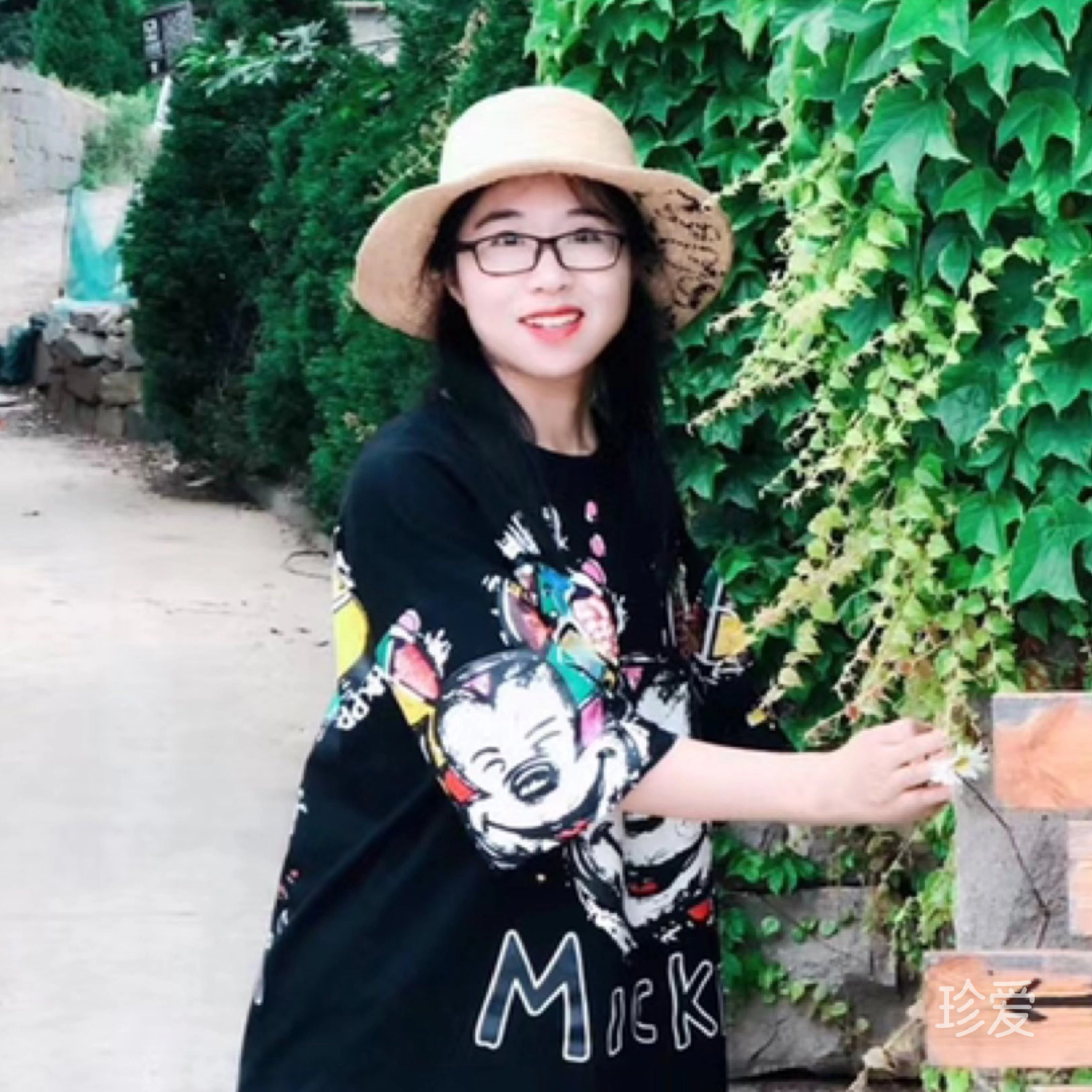 行走的奥特曼