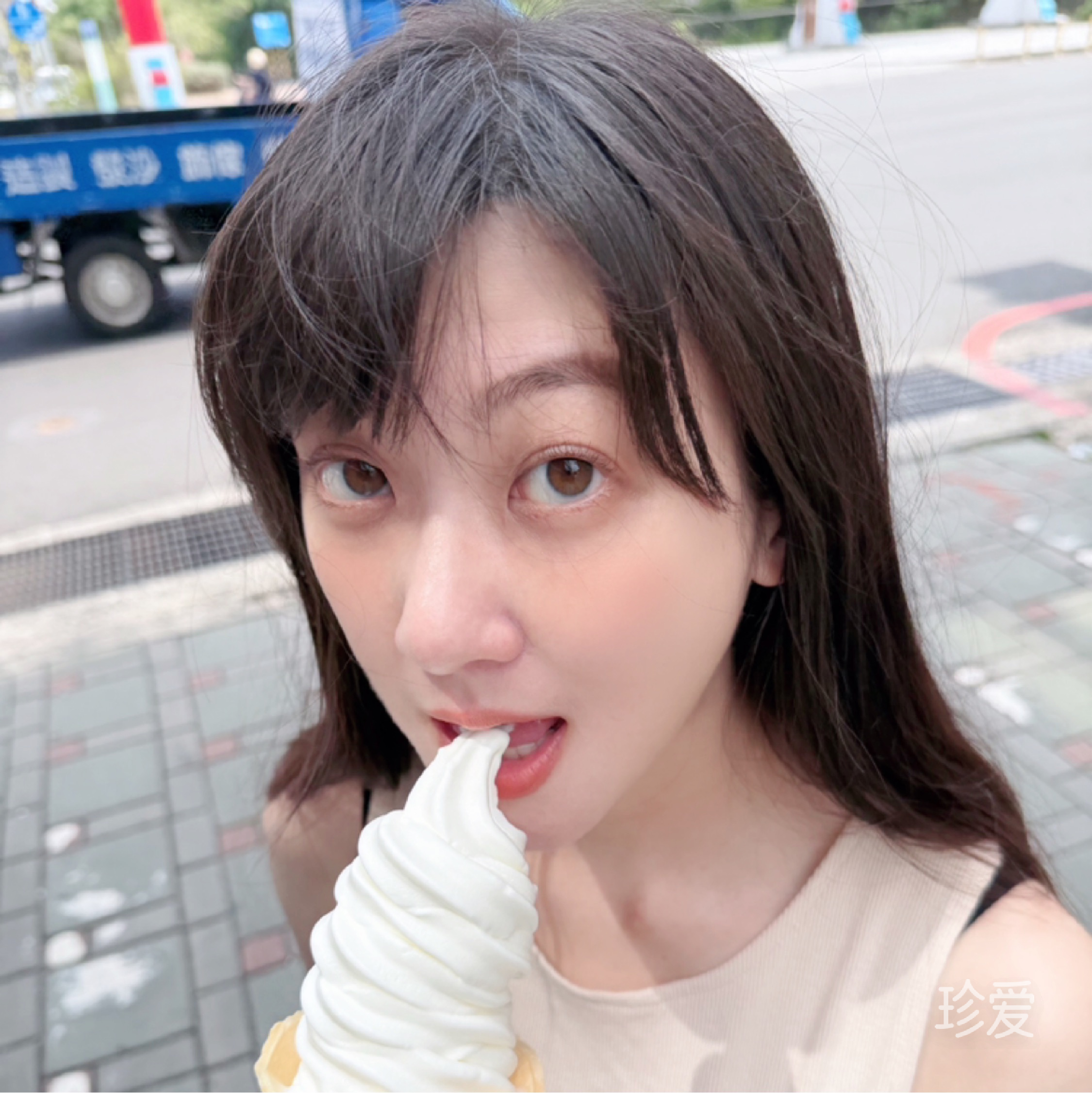 一吻天荒