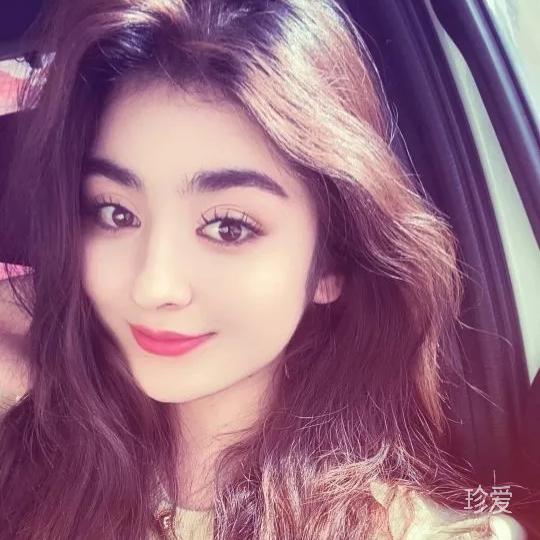 一个可爱的女孩子