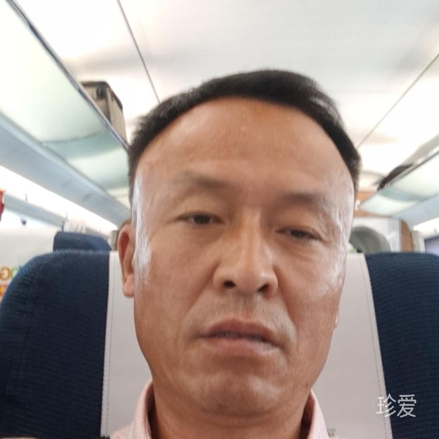 一脸沧桑去望北