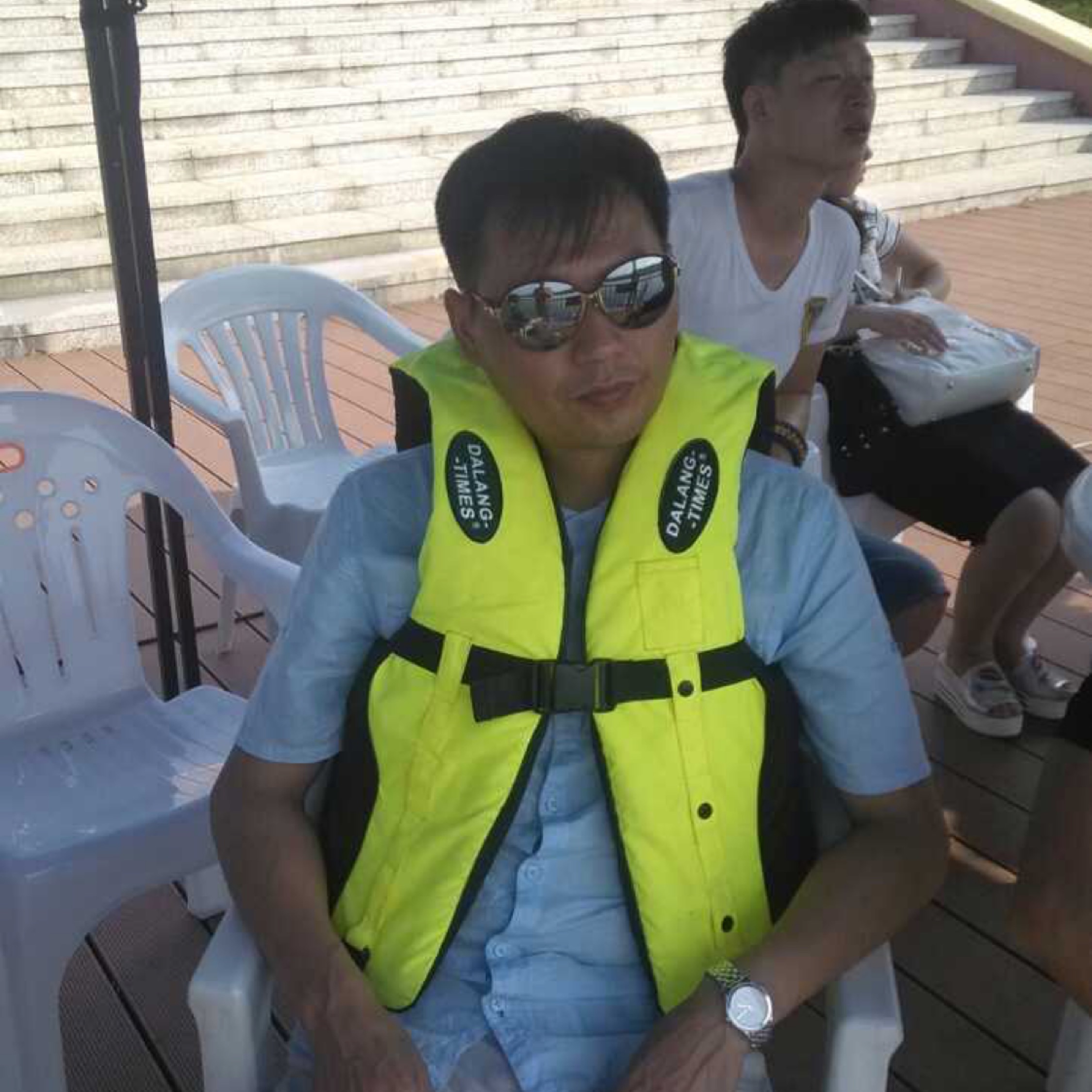 醉聽倚樓風(fēng)雨